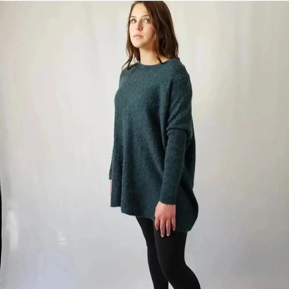 H & M Knit Oversized Sweater - XS - Picture 9 of 11